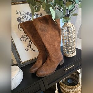 Born Women's Hayden Knee High Rust Tobacco Distressed Boots 8.5